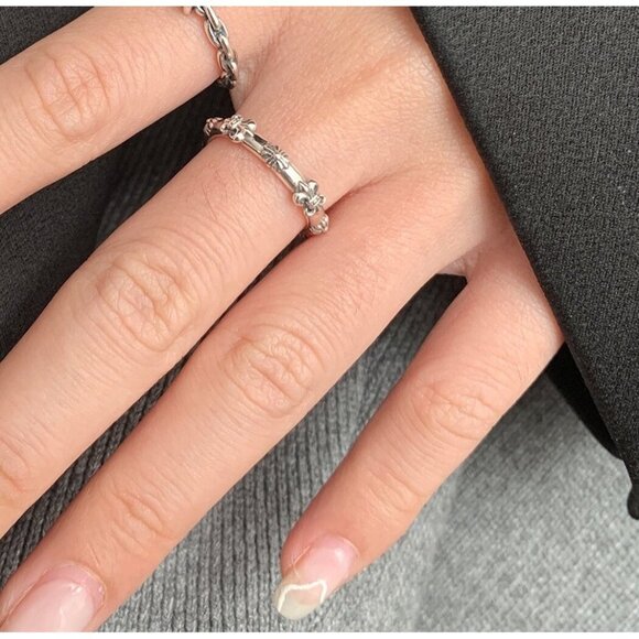 New Vintage Black Big Cross Open Flower Ring - Picture 3 of 4